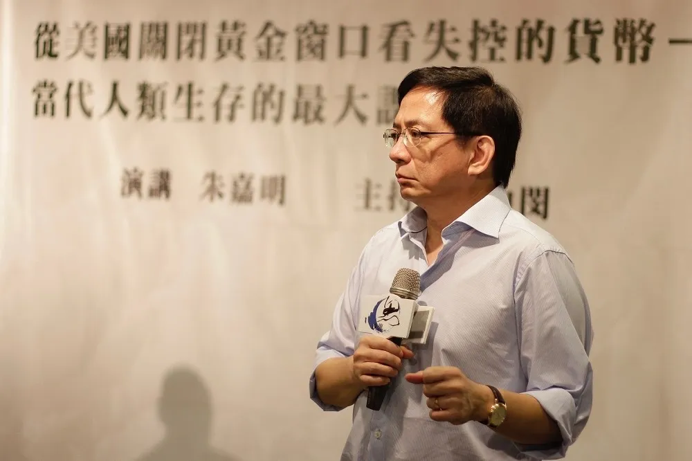 【聘任案陷僵局】用行動支持「管校長」　台大學生31日提訴願