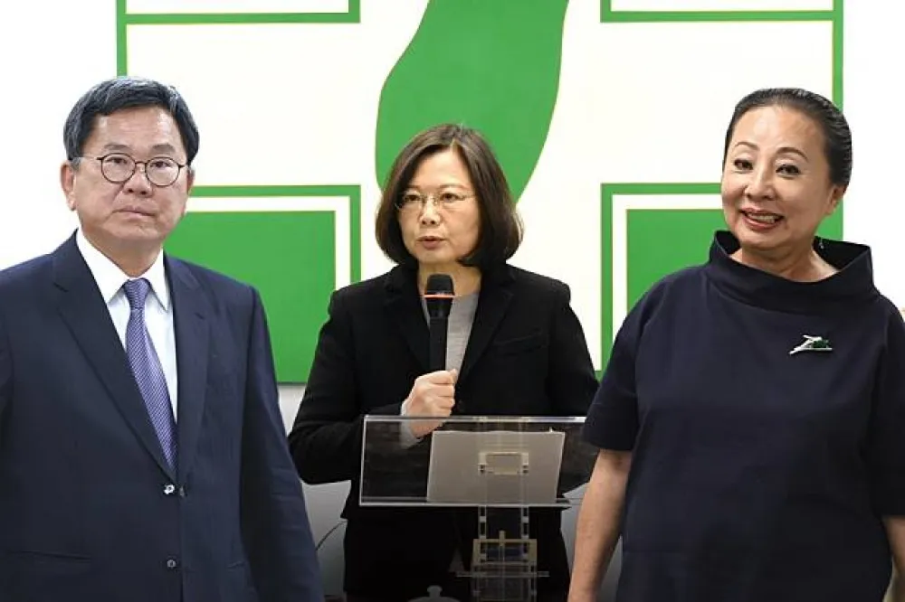當著蔡英文面前開槓　張花冠嗆陳明文「隻手遮天」