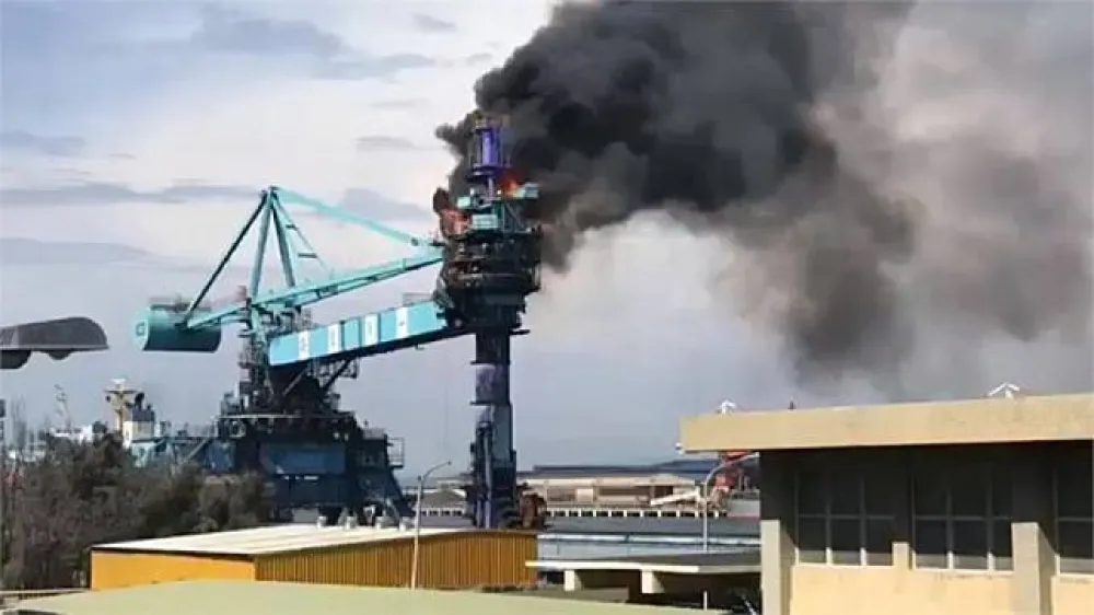 【違反空污法】台中電廠卸煤機檢修起火1人灼傷　環保局重罰100萬元