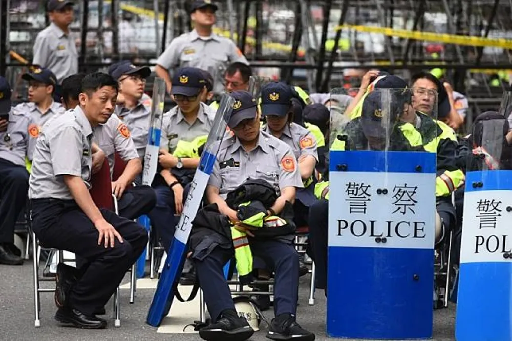 立院三讀通過警消加薪　警察權益協會轟：有2/3人根本拿不到　