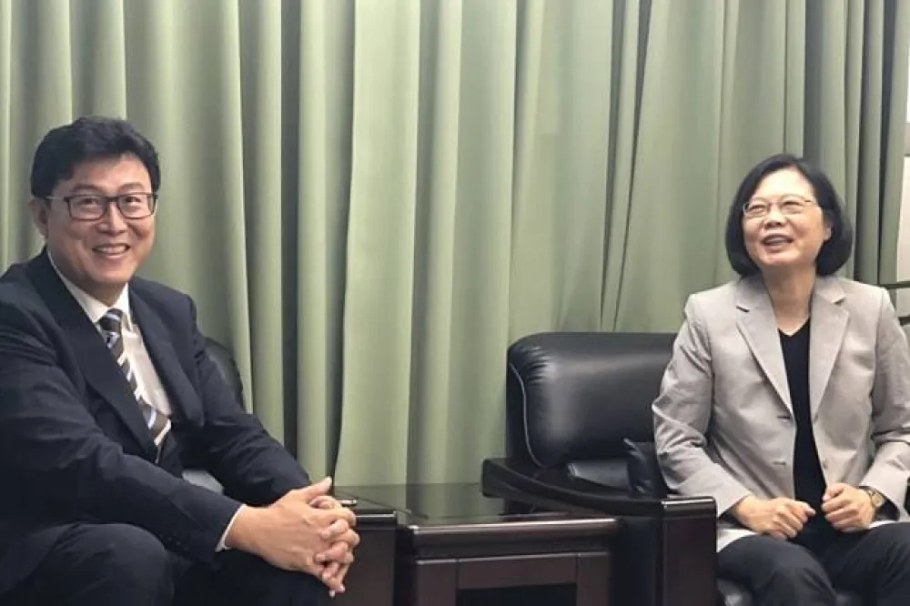 勸大家逢低買進　姚文智：我有百分百的信心