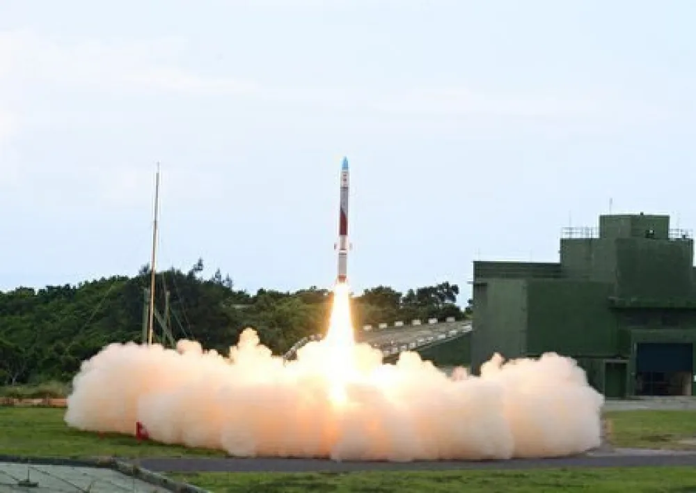 【獨家】雲峰中程飛彈升級射程到2000公里　今年「麒麟專案」完成三套火箭載具　