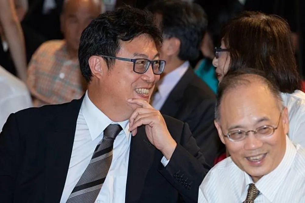 姚文智獲賴揆祝福「心想事成」　笑稱想回他「丞相，起風了」