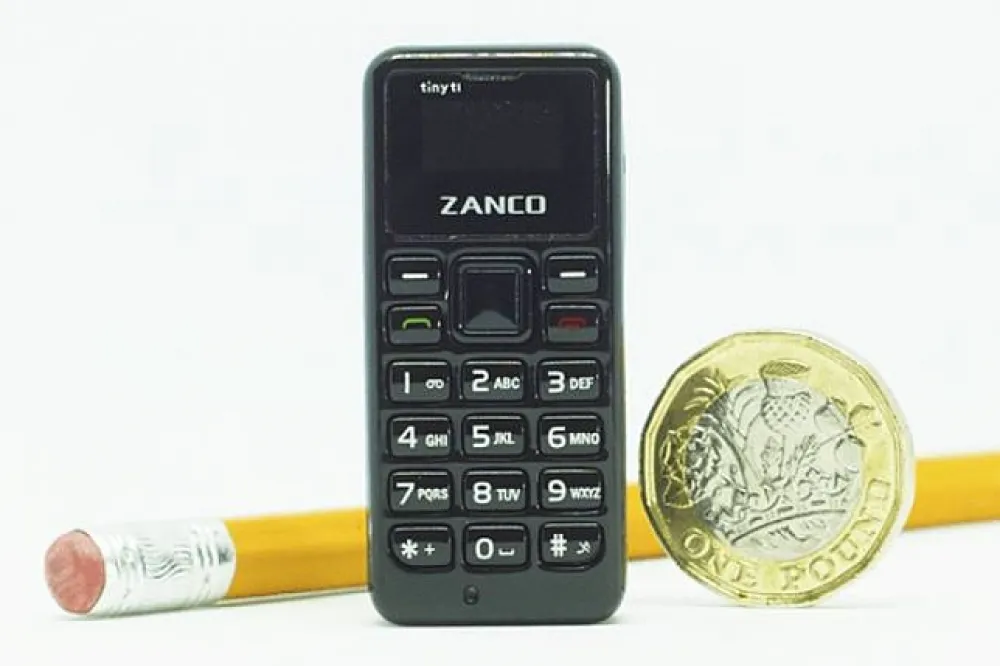 【有片】超迷你！史上最小的手機「Zanco Tiny T1」