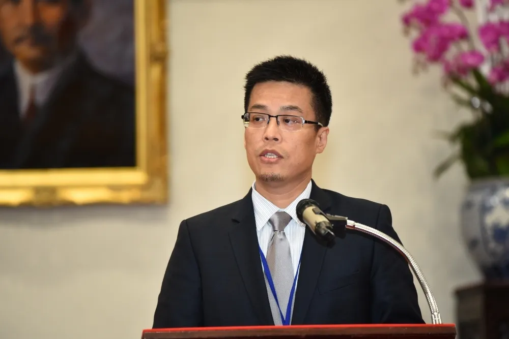 蔡英文出訪前夕解放軍黃海軍演　府：升高軍事態勢不負責任