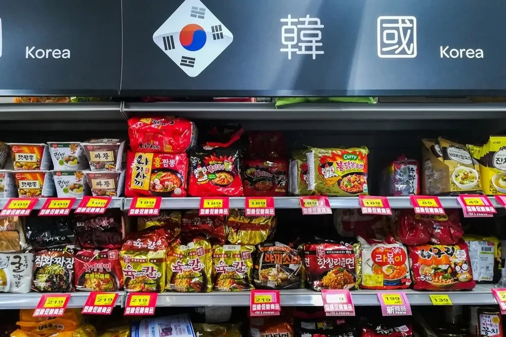 【有片】南北韓泡麵大PK！北朝鮮來的「最強麵條」究竟有多強？