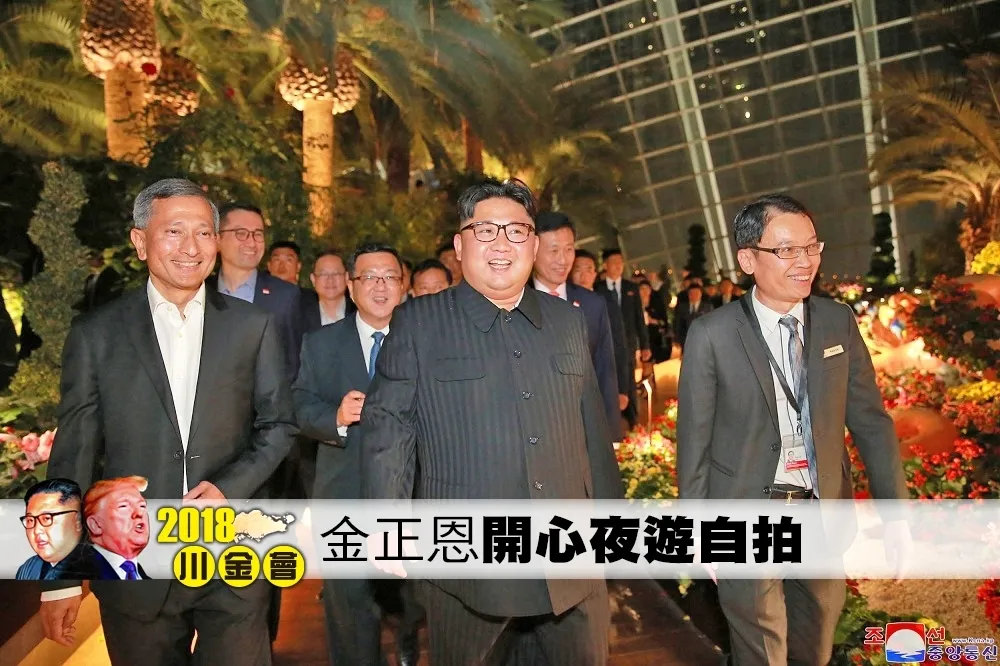 【川金會】金正恩開心夜遊新加坡　首次與外國政要自拍