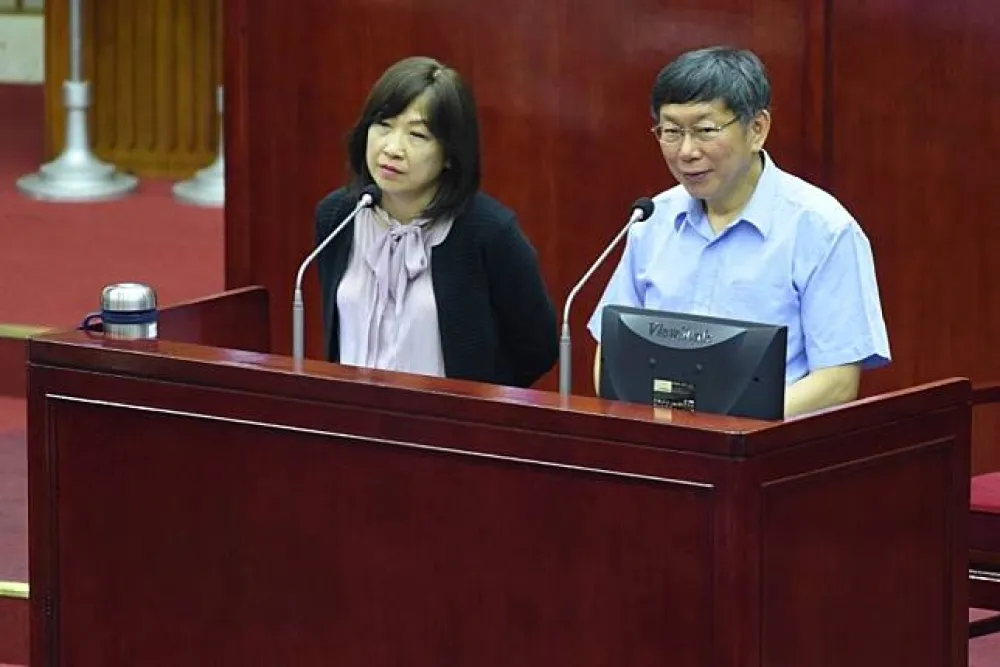 民進黨決定自提人選　李文英請辭北市副祕書長