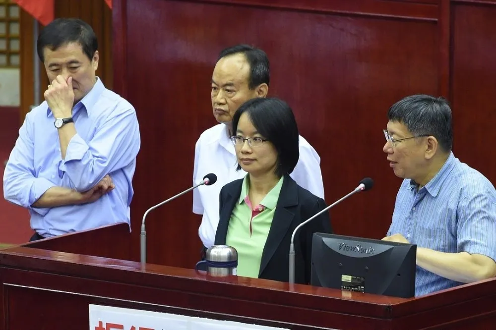 吳音寧對北農有貢獻　常董邱進福聯合五大蔬果公會力挺