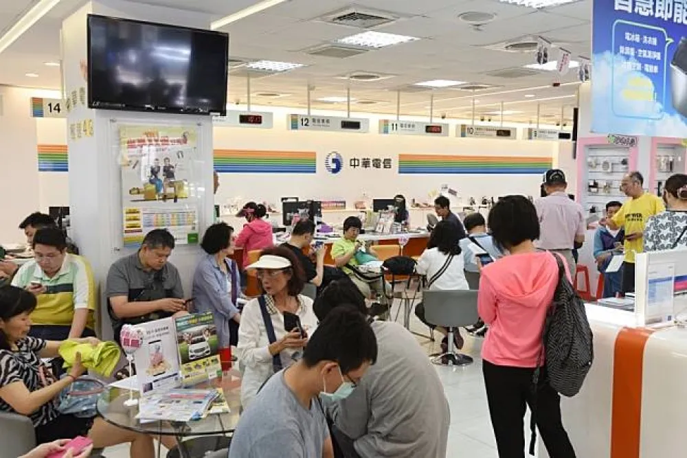 499之亂讓中華電信客服血汗過勞　子公司宏華：加班費加倍
