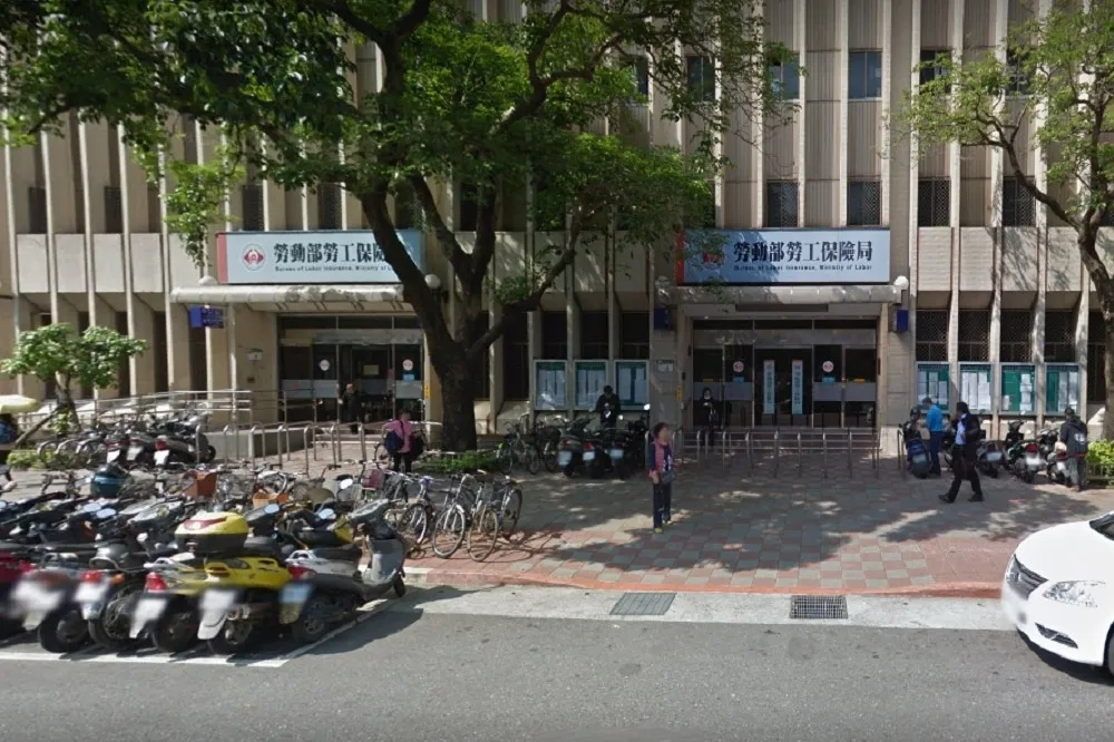 行蹤不明還能領月退？　勞保局跨部會消滅上千「年金僵屍」
