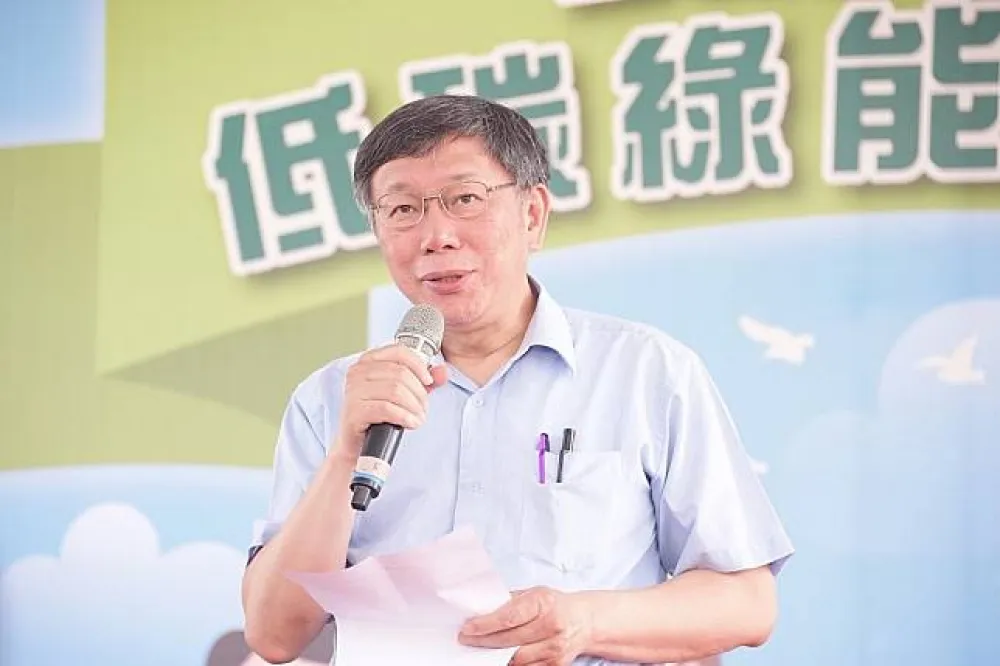 【致歉風波滾雪球】柯文哲：台灣被不到6%的深藍、深綠綁架了