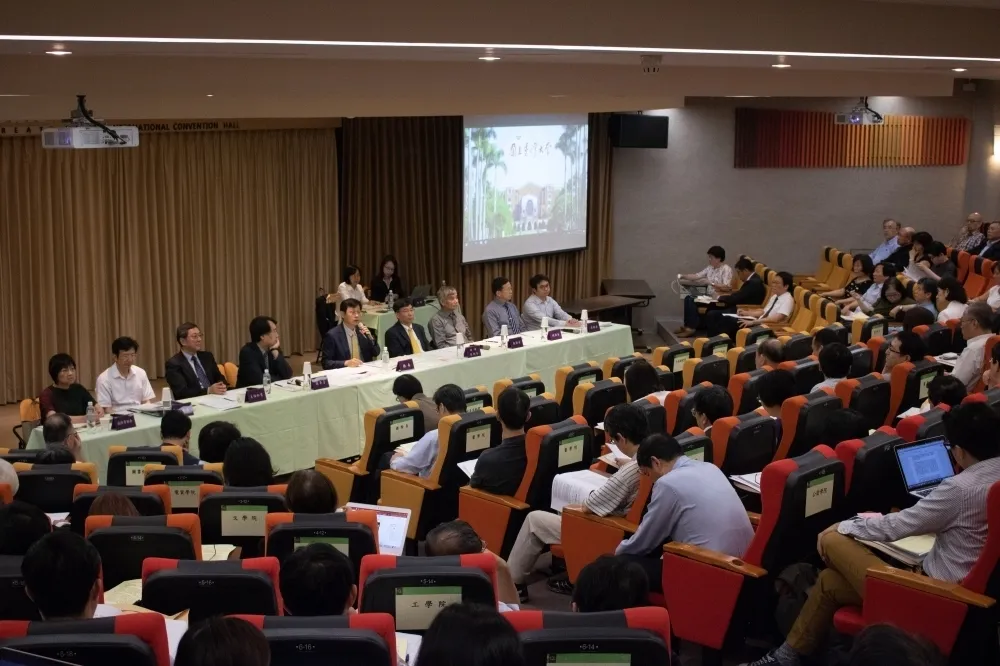 台大校務會議規則30年未修　 部分師生提案增加遴選會學生代表　