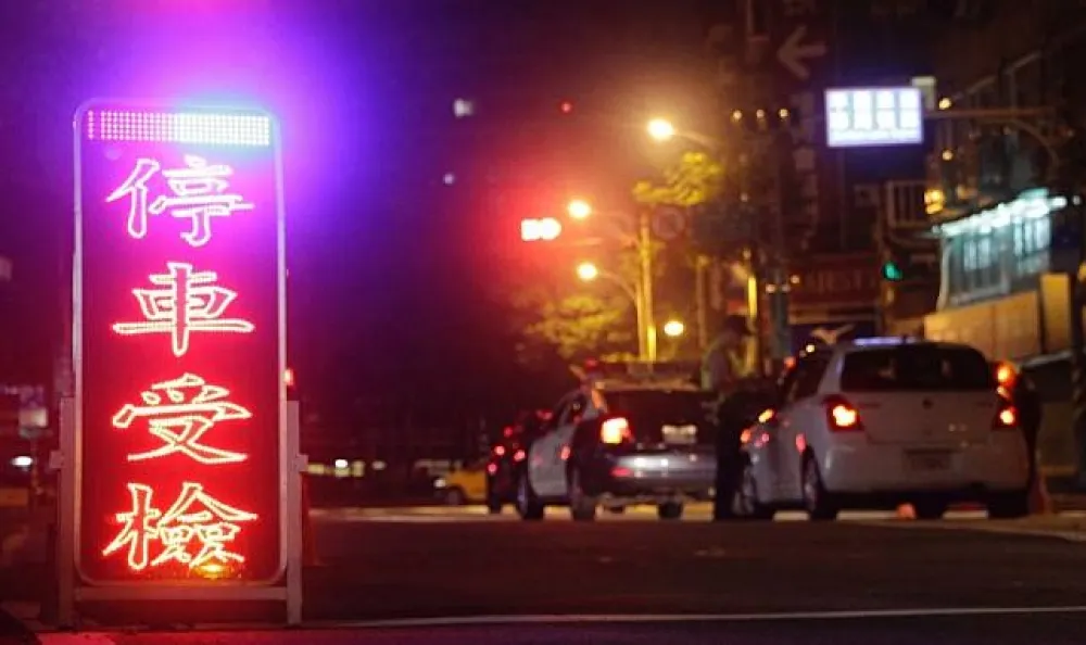 【立院三讀】駕車拒臨檢　逃逸加重處罰最高3萬元並扣駕照6月  