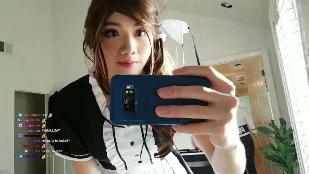 【英雄聯盟】北美偽娘大亂鬥　BoxBox直播變身女僕咖啡廳御姐