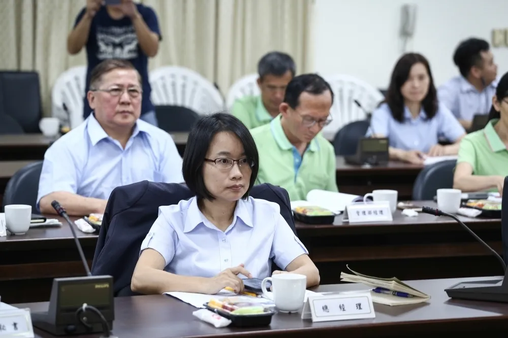 遭批「連累父親」一度哽咽　吳音寧：政治動盪非我而起