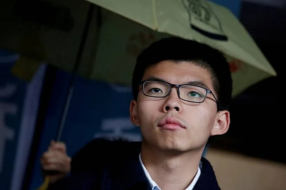 解決香港地位未定　黃之鋒籲英國公開殖民歷史文件