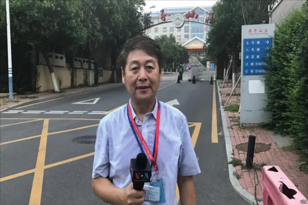 採訪孫文廣《美國之音》記者遭強行帶走　美國務院、眾議員抗議後獲釋