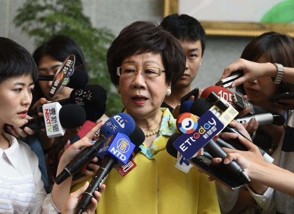 段宜康酸呂秀蓮　「她本來就是政黨的邊緣人」