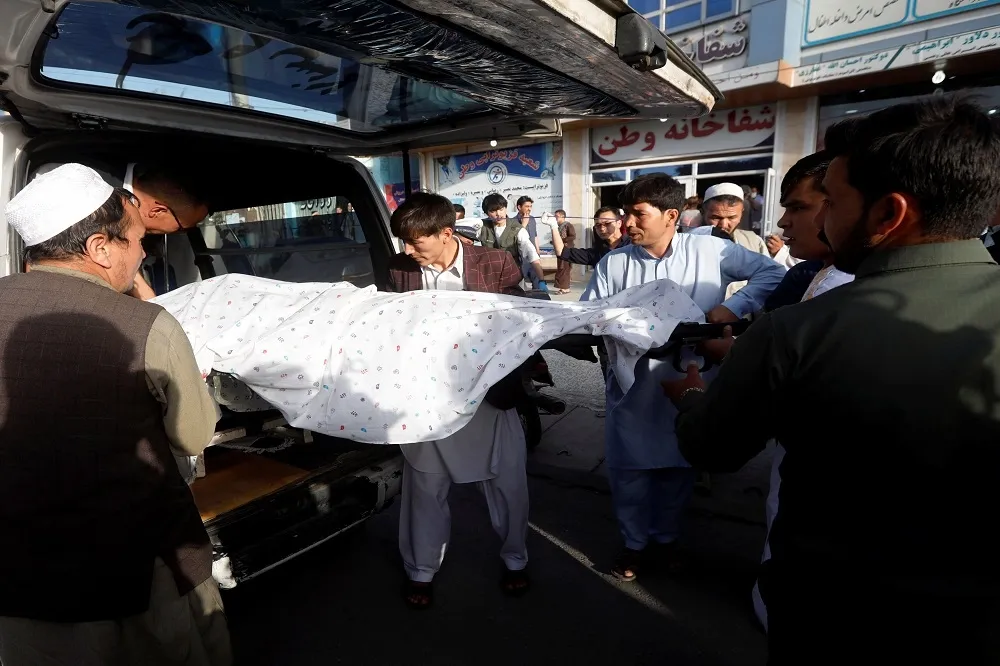 阿富汗首都爆自殺炸彈攻擊　至少48死多數為學生