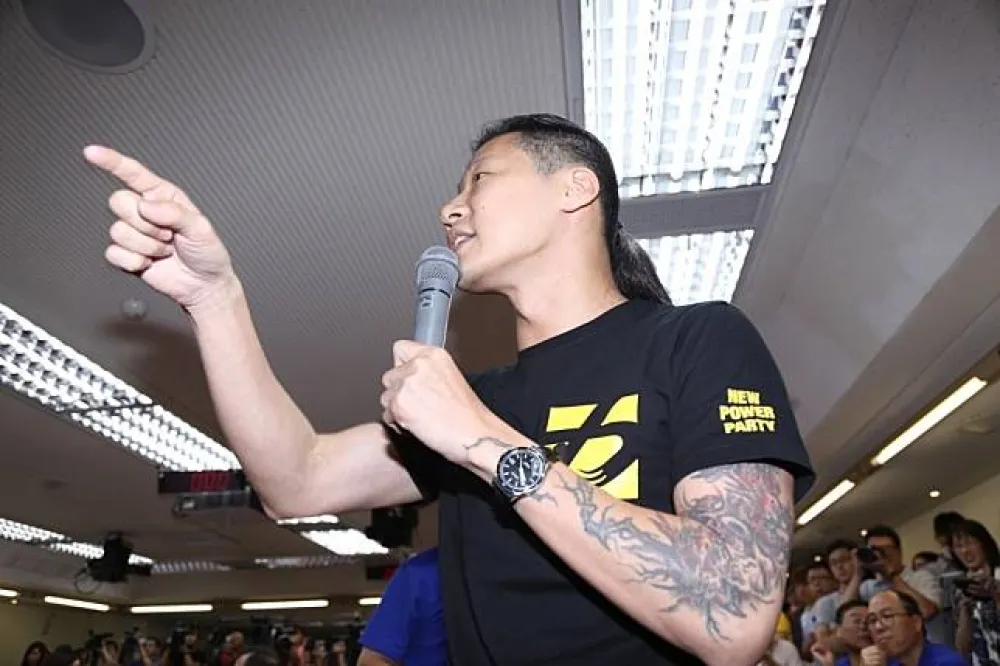 深綠反柯逼時力急切割　林昶佐籲柯P：兩岸立場模糊騙不到票