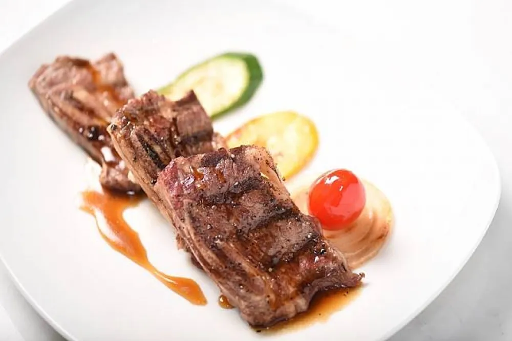 肉食系不容錯過！「肉遇之夜」夏日和牛壽司、炭烤和牛吃到飽