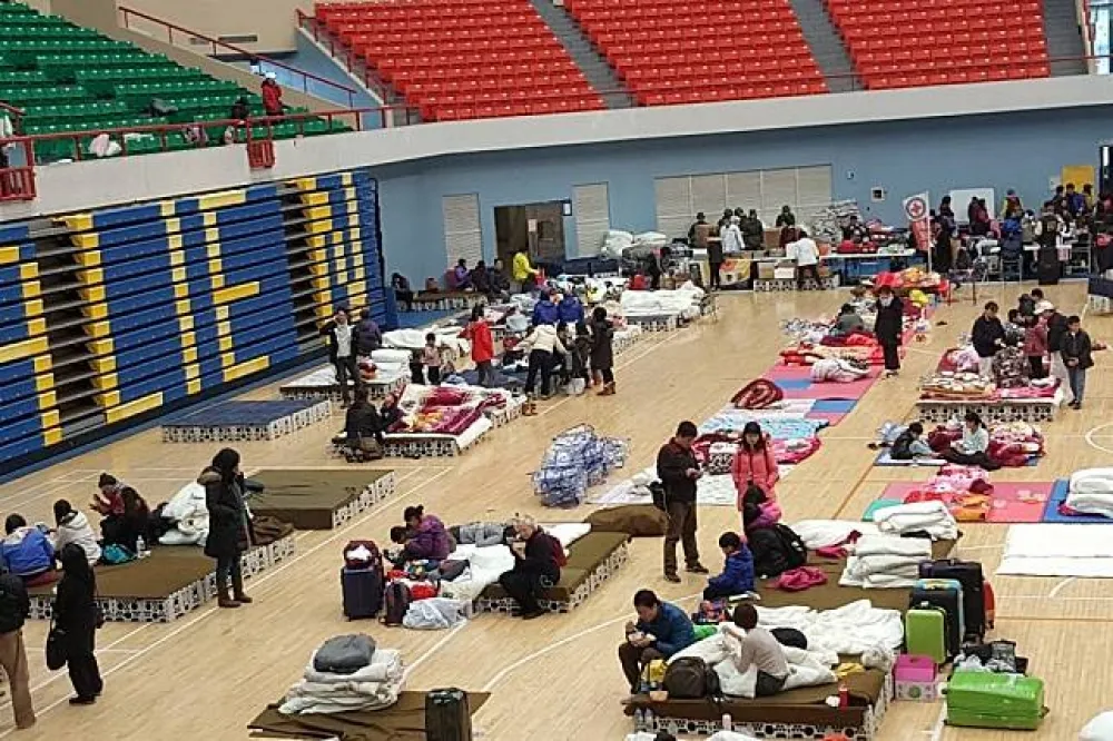 【花蓮強震】300名無家可歸居民住進小巨蛋　近百間民宿加入收容行列