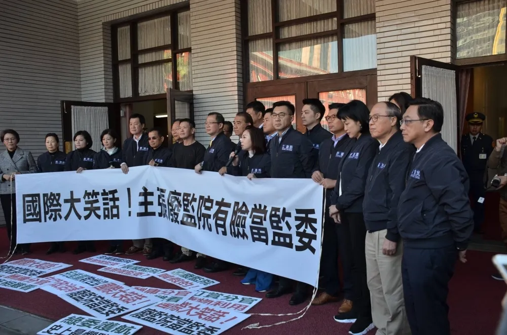 「總召選舉非關世代之爭」　青壯藍委稱定位問題才是關鍵
