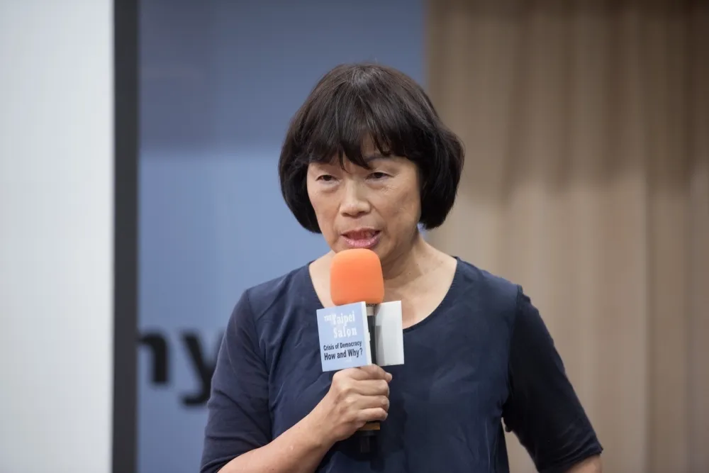 吳茂昆40天閃辭教長　龍應台：民進黨打手根本不該上台