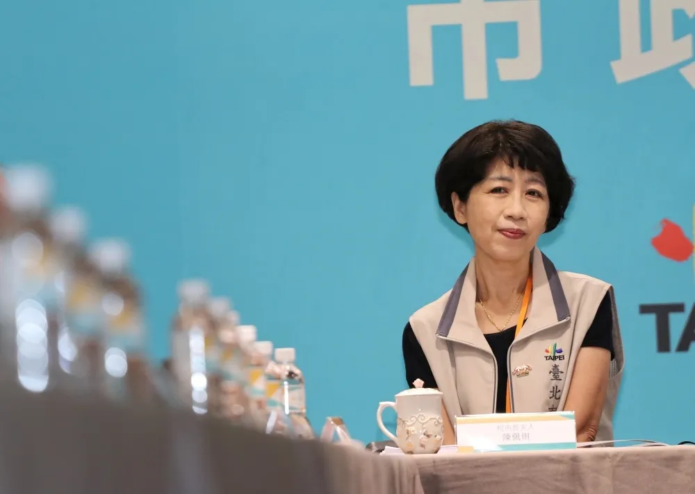 陳佩琪不理柯文哲叮嚀　21日又在臉書開砲：丁守中「真是夠了」