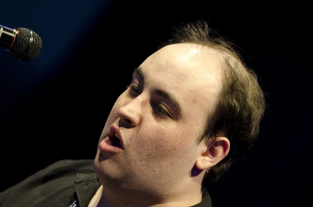 【星海爭霸】星海推手 TotalBiscuit 因病辭世　各方獻上哀悼之意