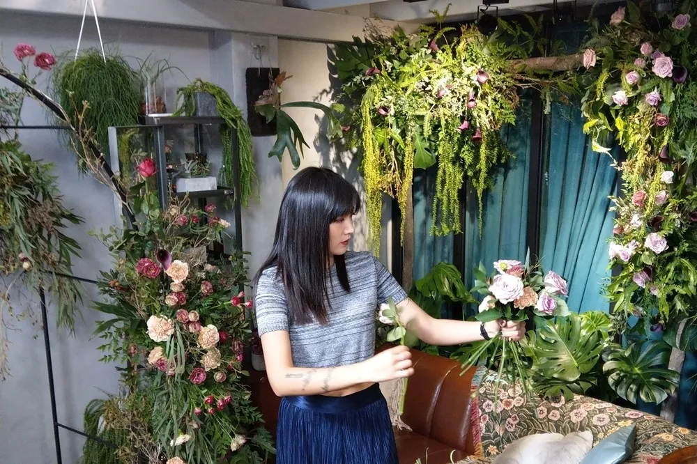 陳艾琳走出憂鬱低潮　「浪花花藝」帶她寫下人生全新篇章