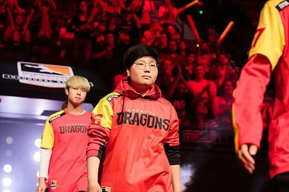 【鬥陣特攻】上海龍之隊至今仍未嚐過勝利滋味　隊經理：我們一天練習12個小時
