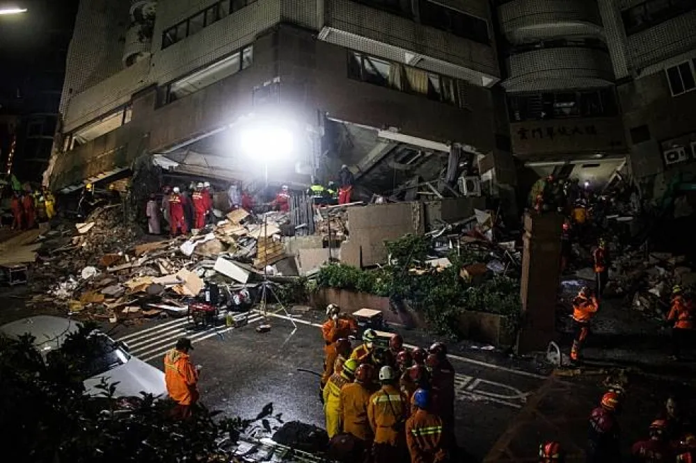 【花蓮地震】黃金72小時搜救倒數　大型機具9日清晨進駐開挖