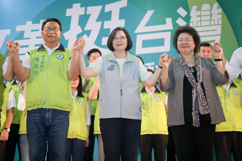 社評：民進黨做不好　還有誰能做得好