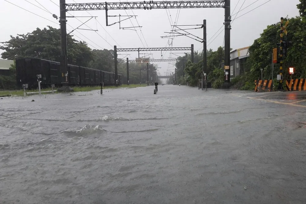 【雨神繞台】嘉義雨量759毫米居冠　強降雨白天擴展至苗栗、新竹