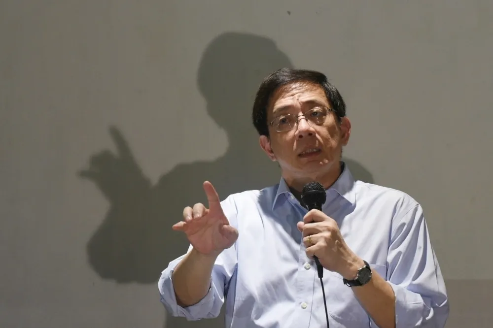 管中閔再發聲明　斥教育部推諉應負法律責任　