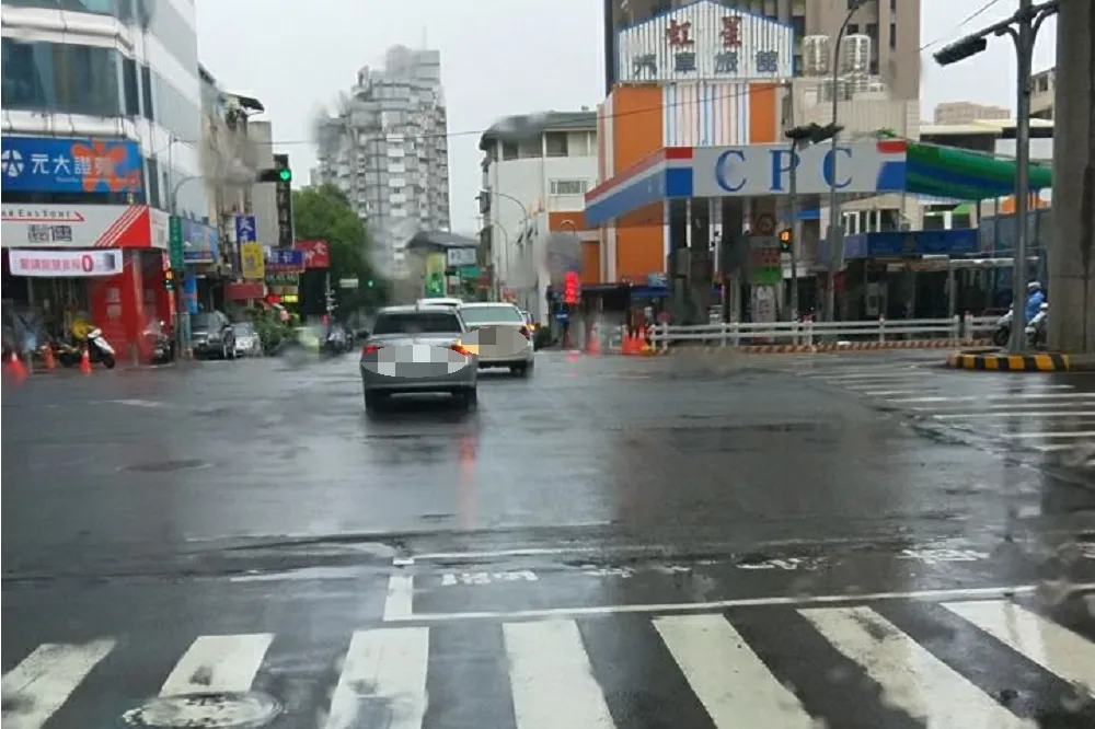 【停班課也被罵】中彰投下午雨勢停歇　「八卦山發威」賺到一天颱風假　