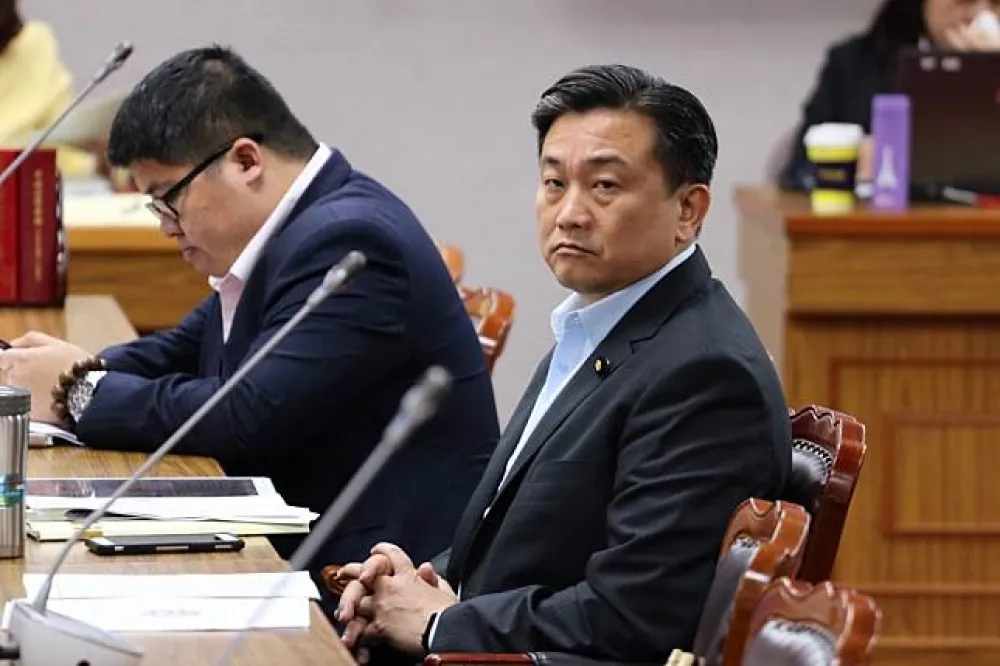 反軍改暴力抗爭　王定宇稱八百壯士是「豬隊友」　