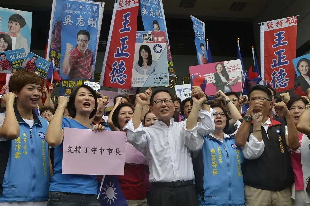 【母雞太弱藍綠怕怕】北市議員參選人訴求：這一票投國民黨未來