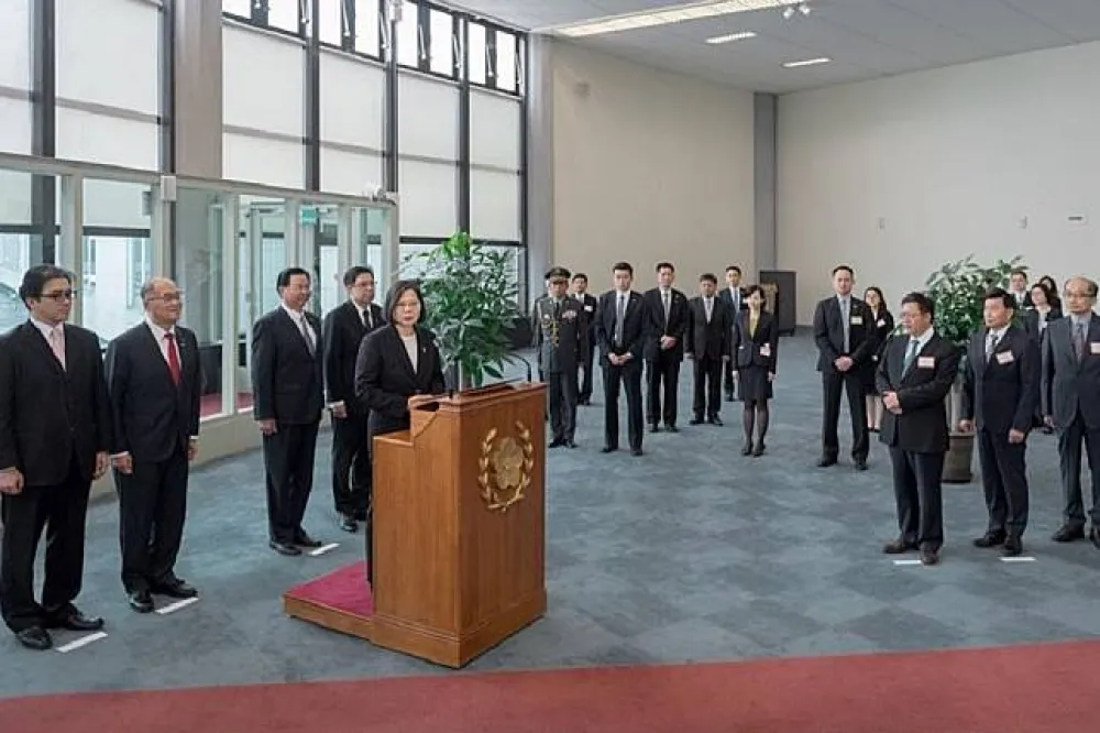 【F16伴飛抵台】蔡英文想布局非洲　指示國安會擬計劃
