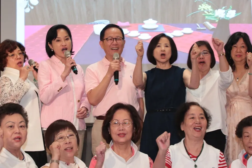 蔡令怡批雨打臉民進黨是「老天有眼」  管碧玲嗆：這是我們活該嗎?