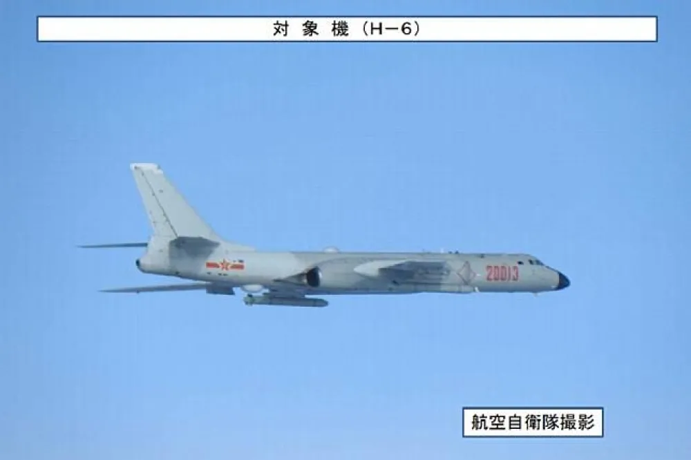 解放軍機轟6下午再度繞台　國防部：全程監偵掌握