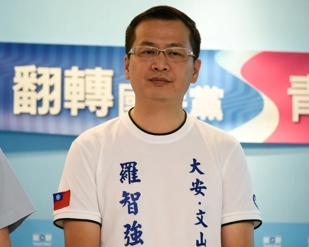 【按讚人數未滿百萬】羅智強評估轉戰大安文山區議員　梁文傑：來我這區選吧