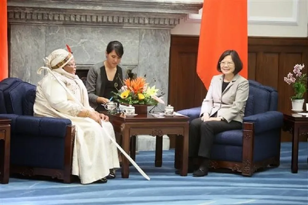 【4天出訪行程看這裡】蔡英文明拜會王母　最後一天觀賞野生動物　　