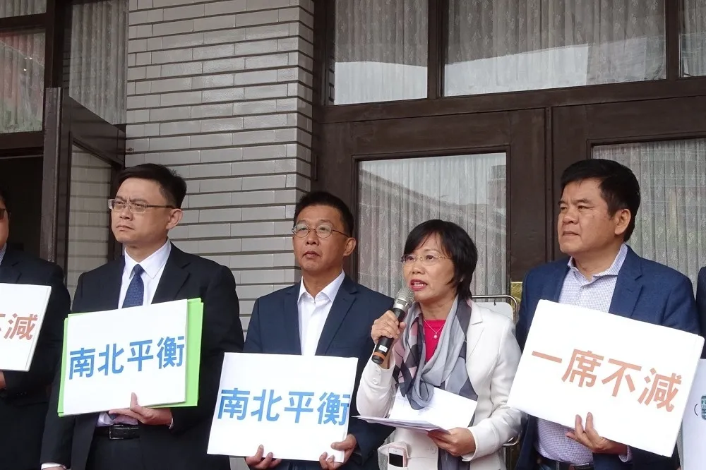【高屏減一席】35名綠委不滿選區重劃南北失衡　連署修憲籲暫緩執行