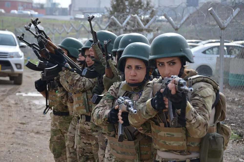 伊斯蘭國聞風喪膽：攻無不克的庫德族Peshmerga