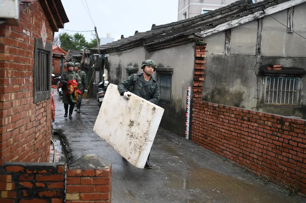 823豪雨慘淹全台1490處　政院副秘書長：史上最大救災調度工作