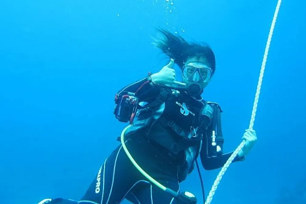 【海飄相機不思議旅程】讓愛鯊女孩世梨奈　美妙體驗善良無國界　