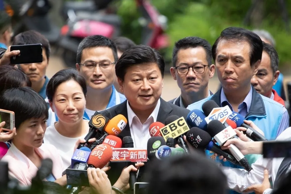 獲邀赴美演講遭阻　傅崐萁怒控AIT拒還護照、百般刁難